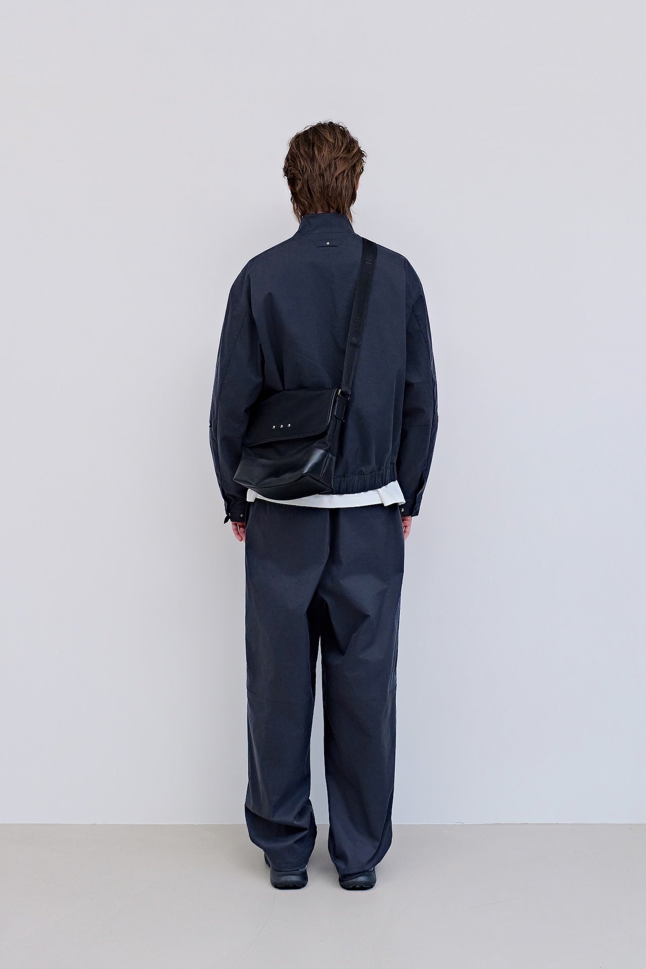 Men’s Modified Collar Windbreaker