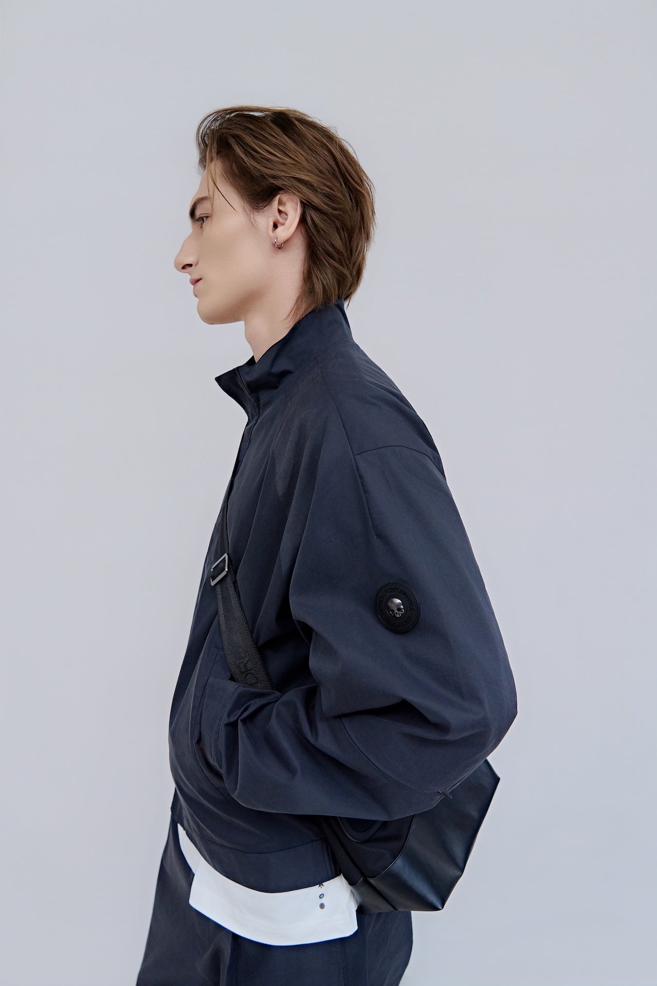 Men’s Modified Collar Windbreaker